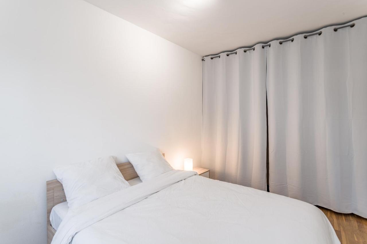 Spacieux Appartement - 6 Personnes - Parking Gratuit Saint-André-les-Vergers Екстериор снимка