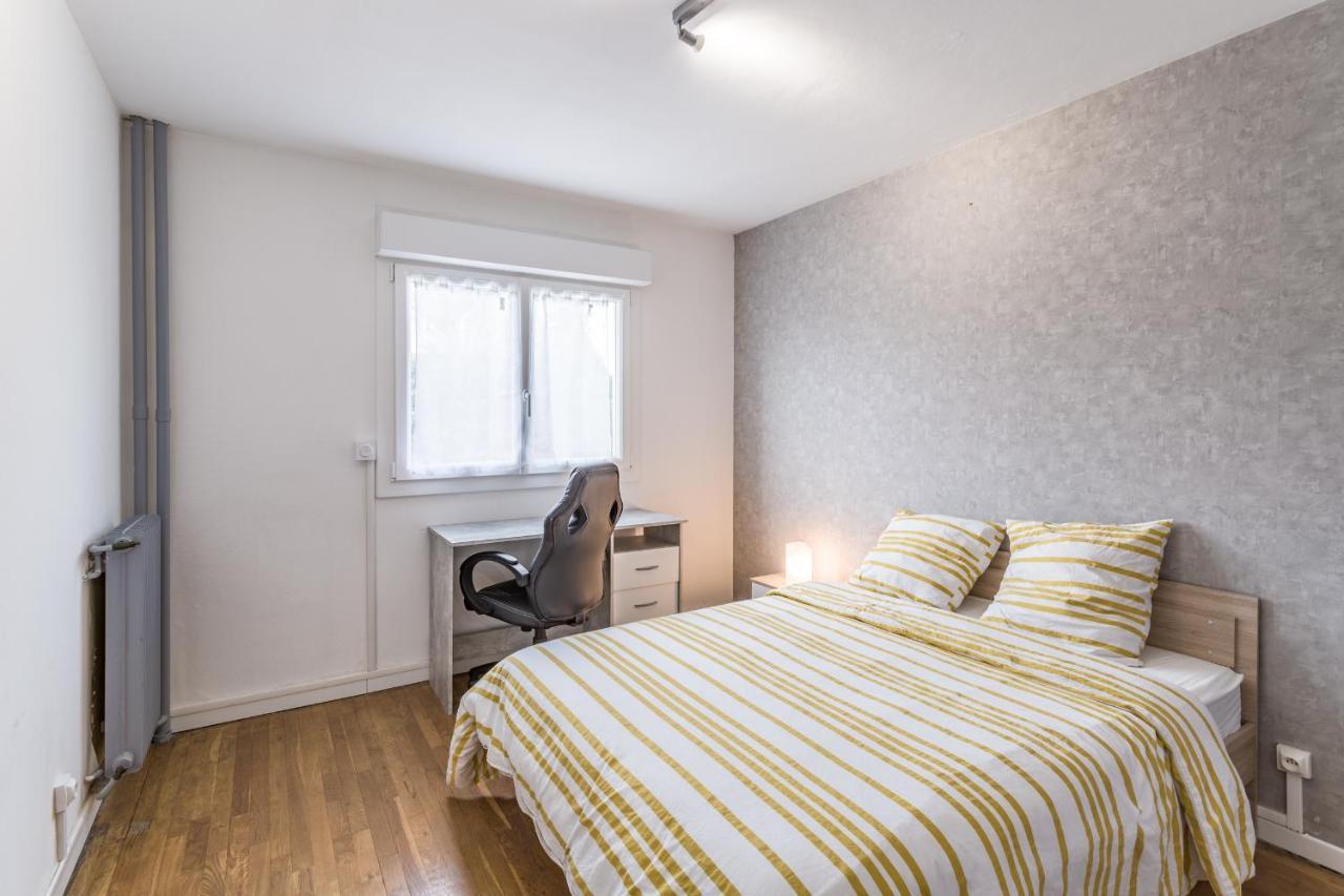 Spacieux Appartement - 6 Personnes - Parking Gratuit Saint-André-les-Vergers Екстериор снимка